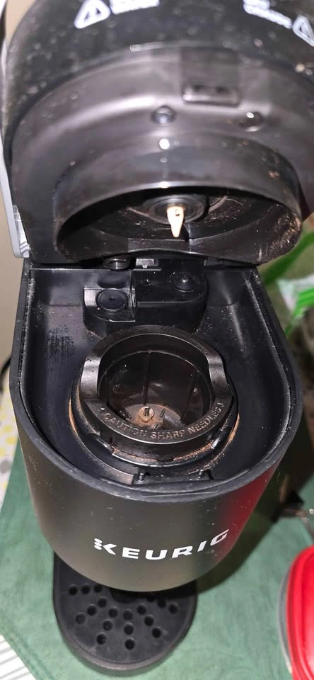 Keurig K-Slim Single Serve Coffee Maker - photo 3