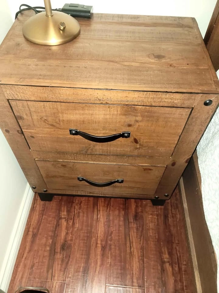Rustic Wood Bedroom Set with Bed Frame and Two Nightstands - photo 2