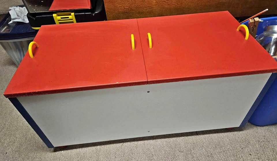 Toy / Storage box