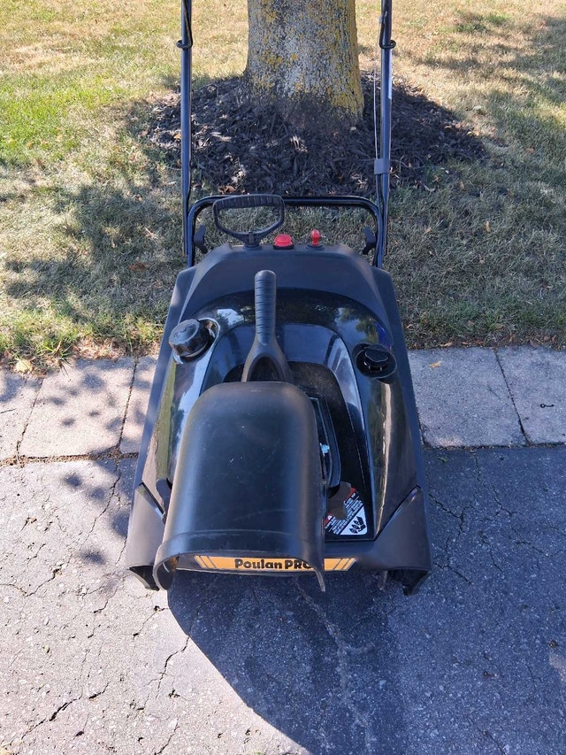 Poulan Pro Snowblower