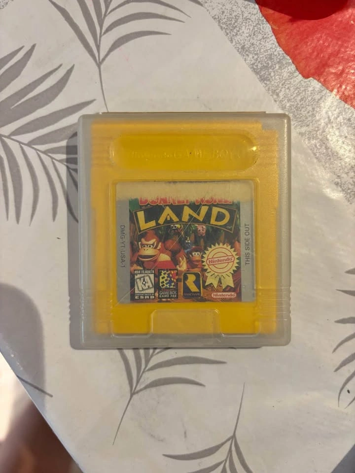 Donkey Kong Land Nintendo Gameboy Cartridge and Case