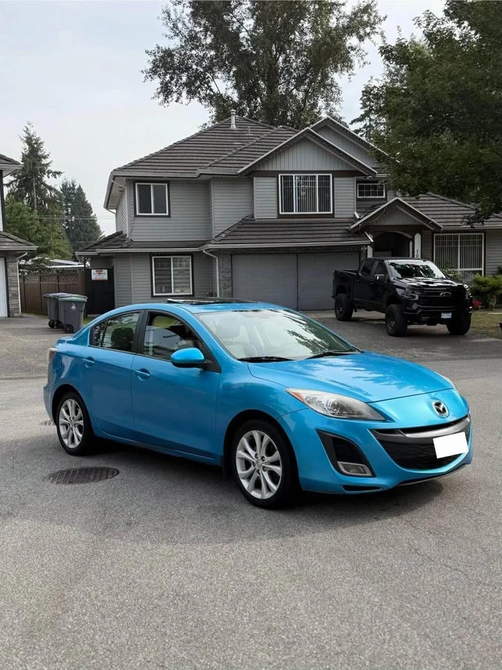 2011 Mazda MAZDA3 - photo 3