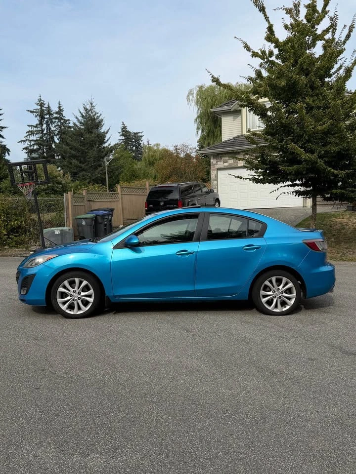 2011 Mazda MAZDA3 - photo 4