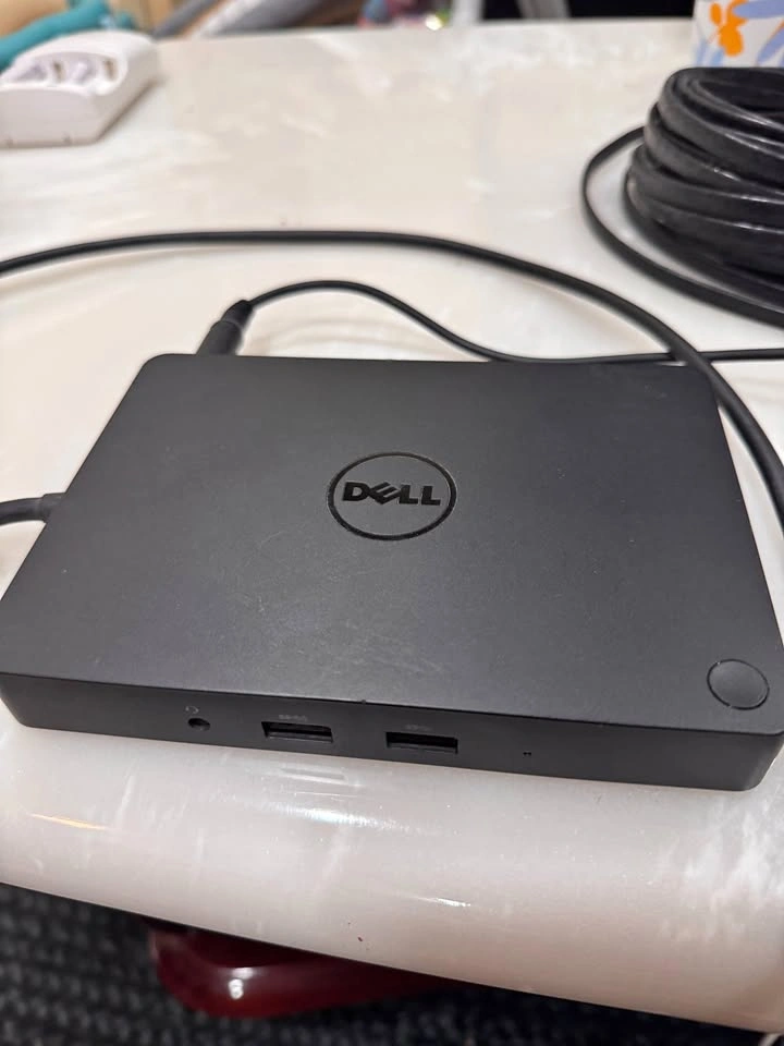 Powered Dell USB C Dock - Charges Laptops via USB C