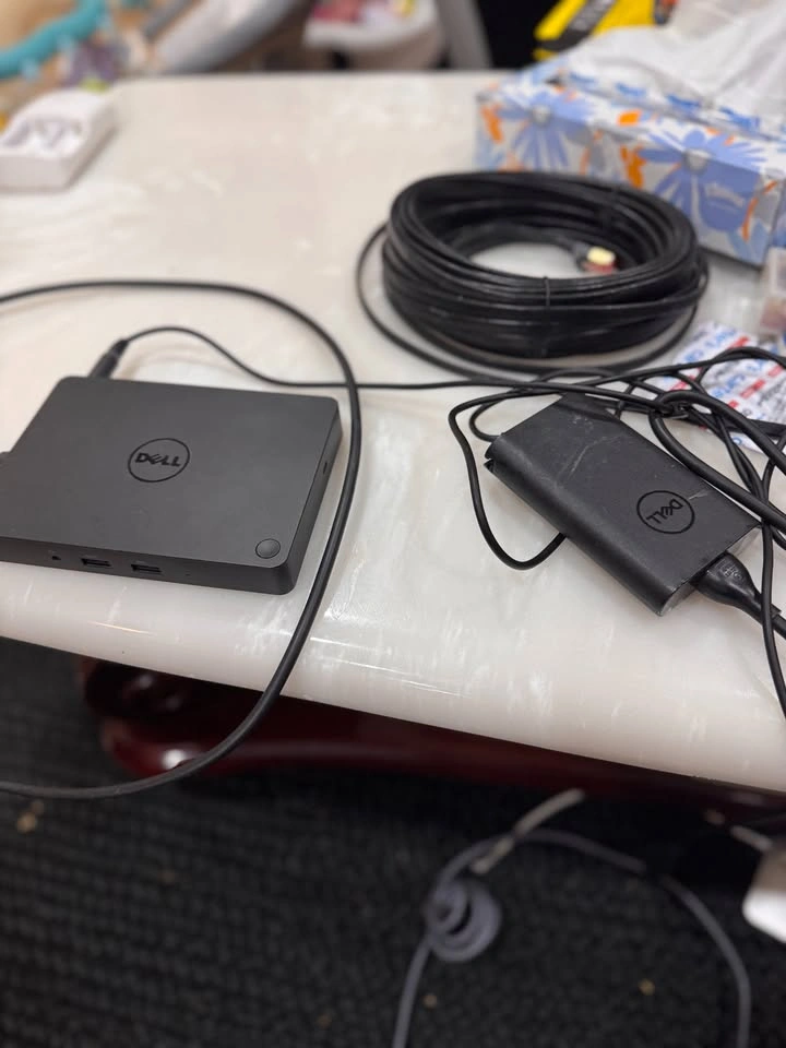 Powered Dell USB C Dock - Charges Laptops via USB C - photo 3