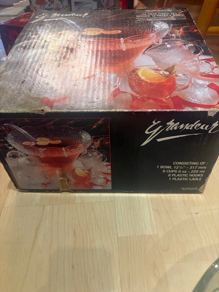Punch Bowl Set with cups - photo 2