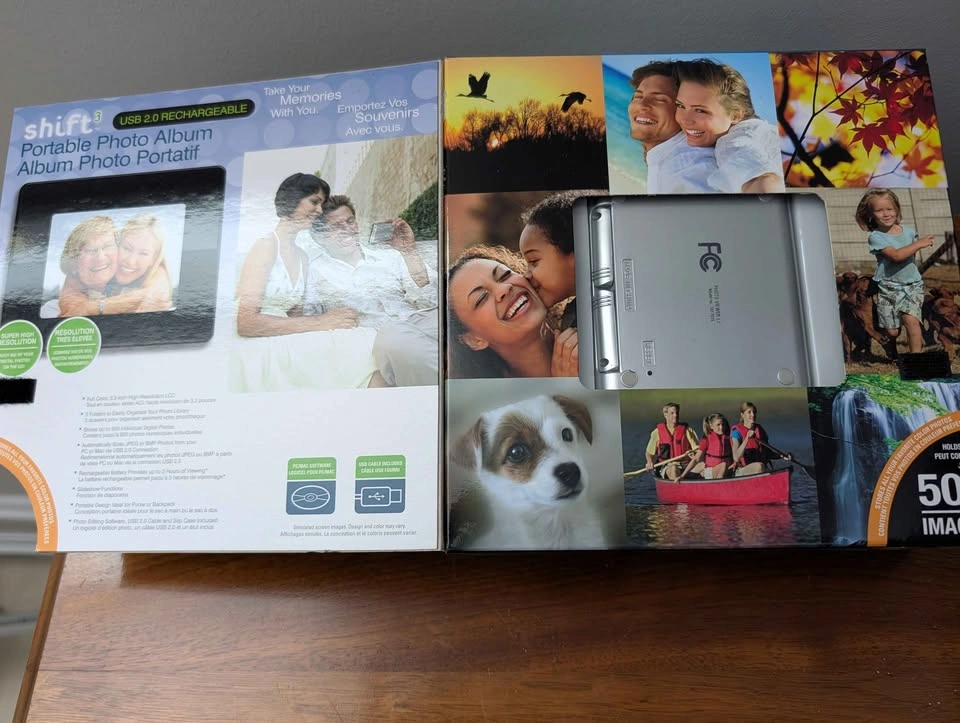 Shift3 Portable Photo Album - photo 2