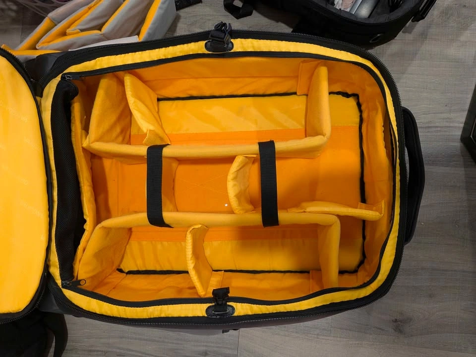 Vanguard Alta fly 62T Rolling Camera Bag - photo 2