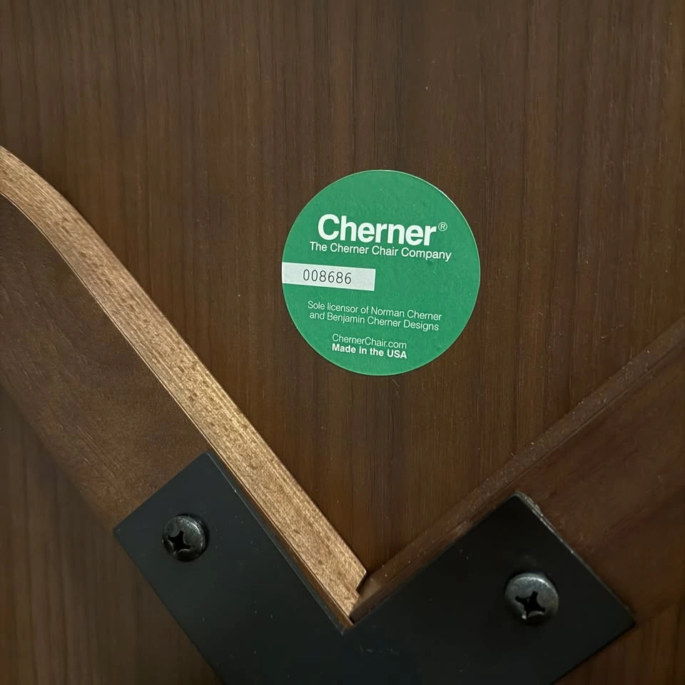 Set of 4 Cherner Classic Walnut Counter Stools - photo 2