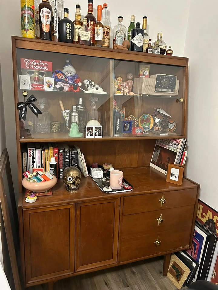 MCM Drexel Hutch