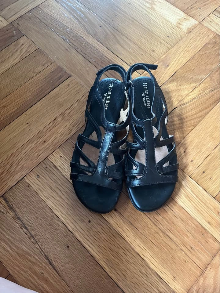 Women’s Comfort Shoes Sale - Size 6.5 (Clarks, BZees, Naturalize - photo 5