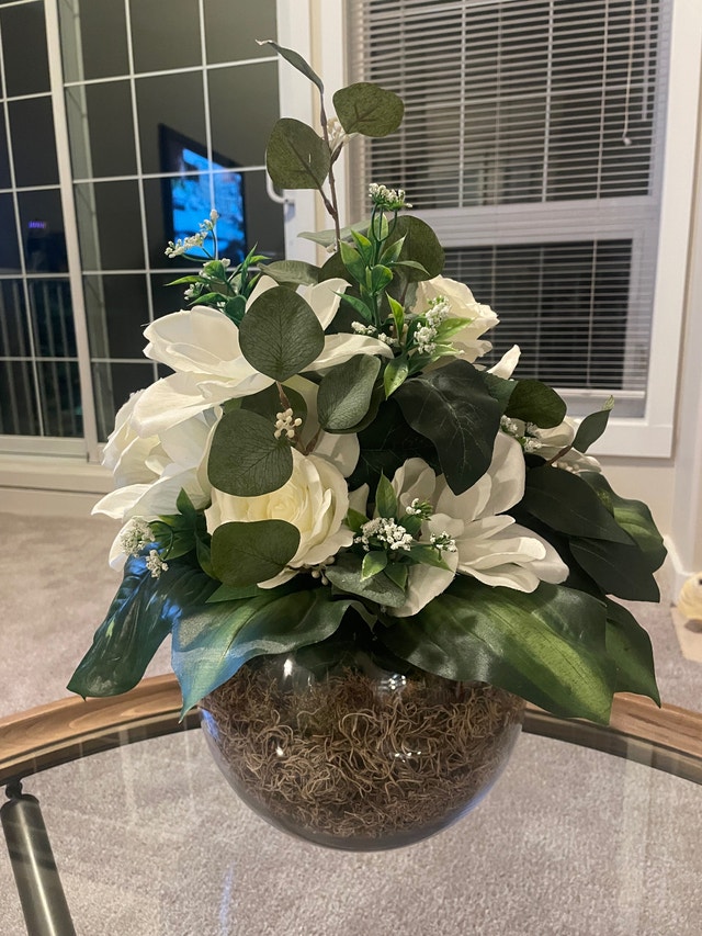 Wow! Price drop! Floral Arrangement! - photo 2