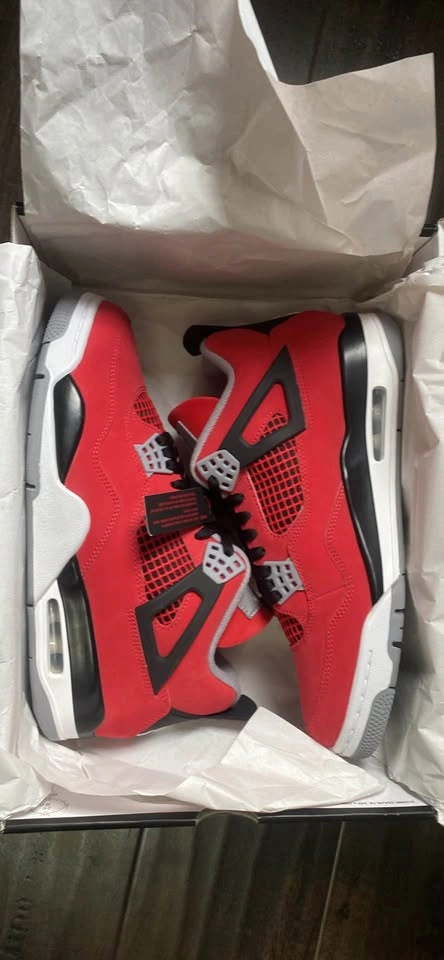 Jordan 4 Toro Bravo - photo 2