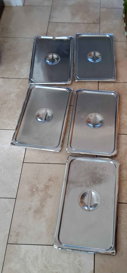 Stainless steel steam table inserts and lids. - photo 4