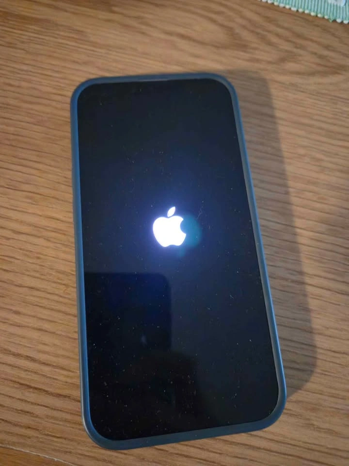 Apple Iphone 14 256GB - photo 2