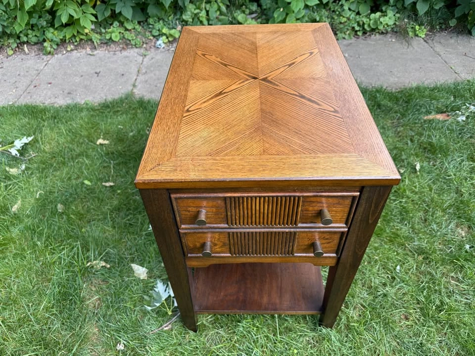 Modern Solid Wood Side Table / Nightstand - photo 3