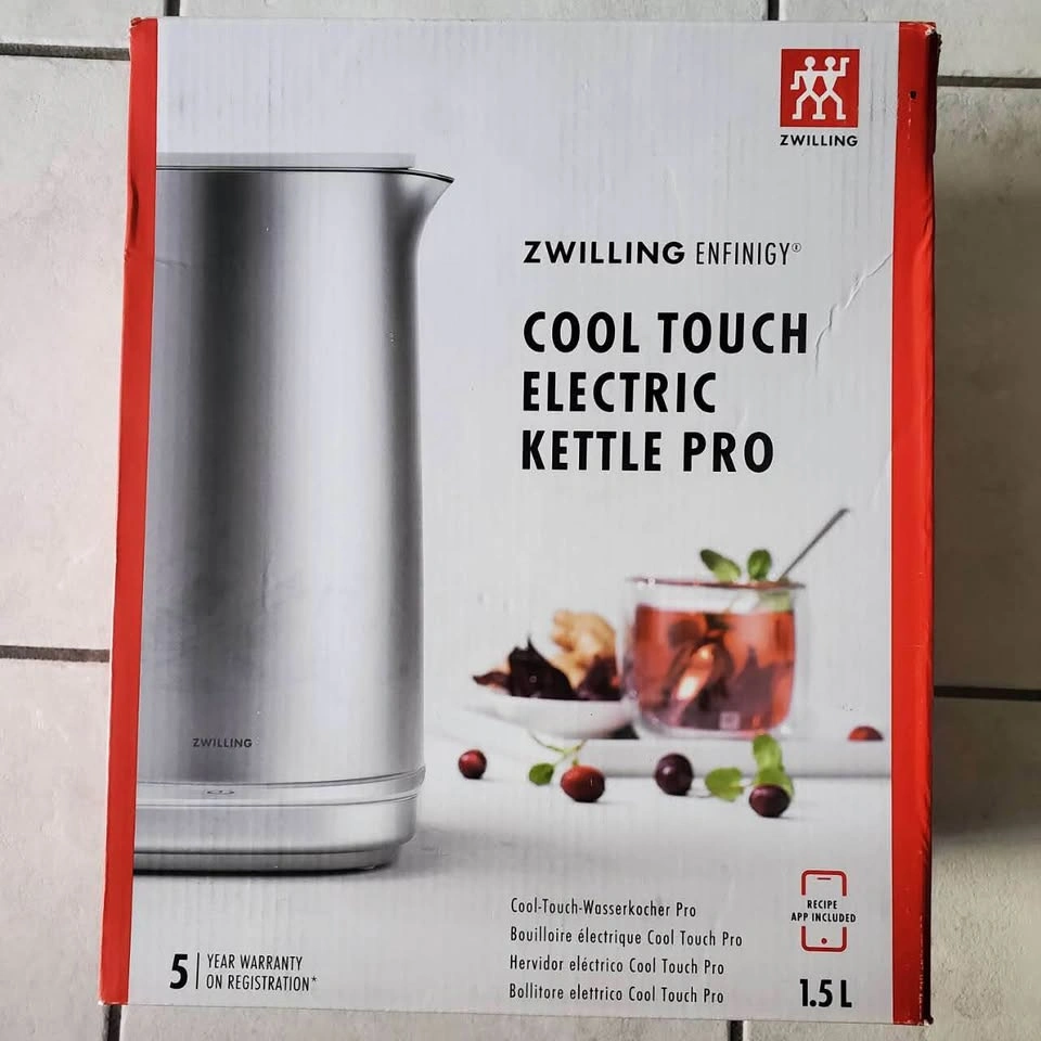 Zwilling Enfinigy Cool Touch Electric Kettle Pro Like New - photo 2