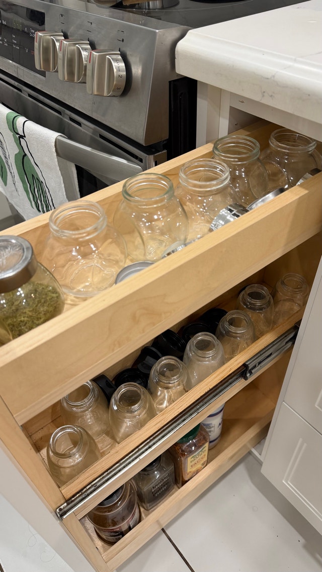 Pull-out Spice Rack Organizer