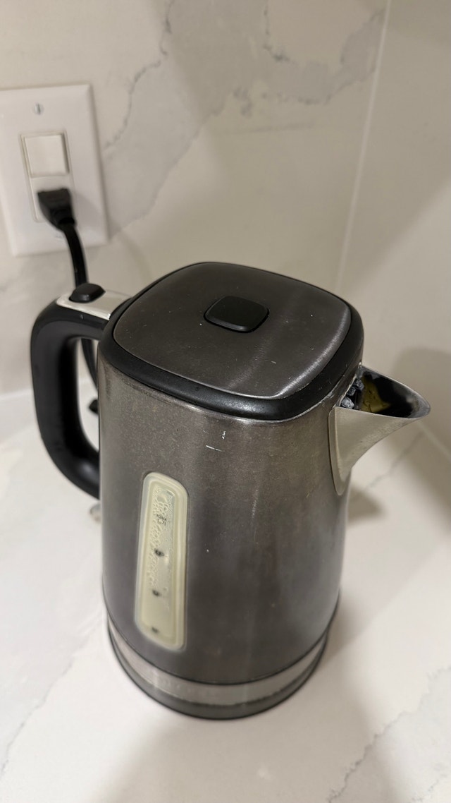 Black + Decker Electric Kettle - photo 3