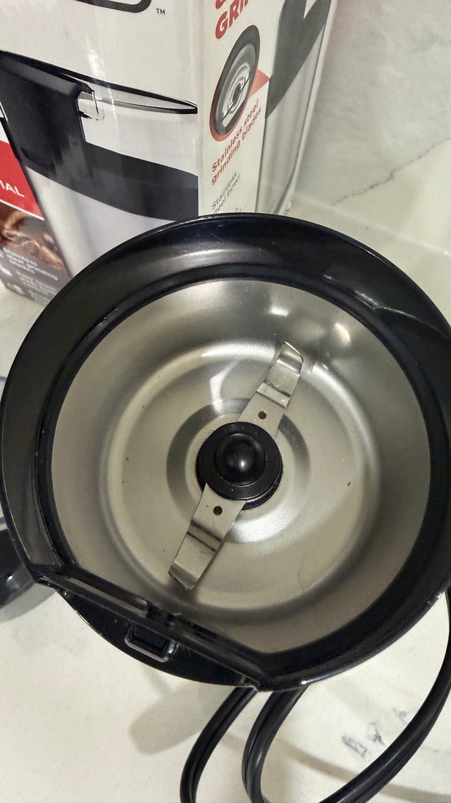 Black+Decker Coffee and Spice Grinder - photo 3