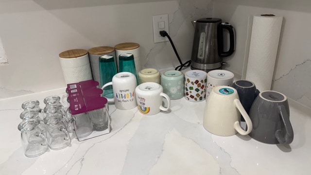 Assorted Kitchen Mugs and Glasses Set