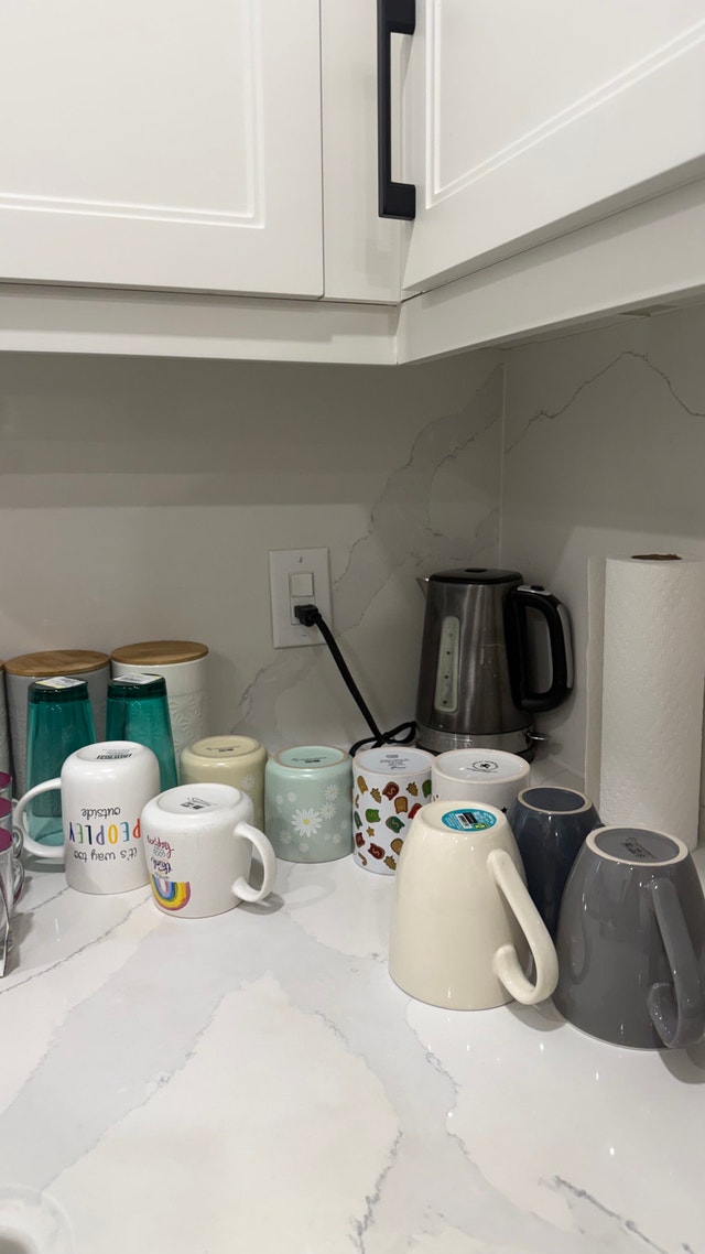 Assorted Kitchen Mugs and Glasses Set - photo 3