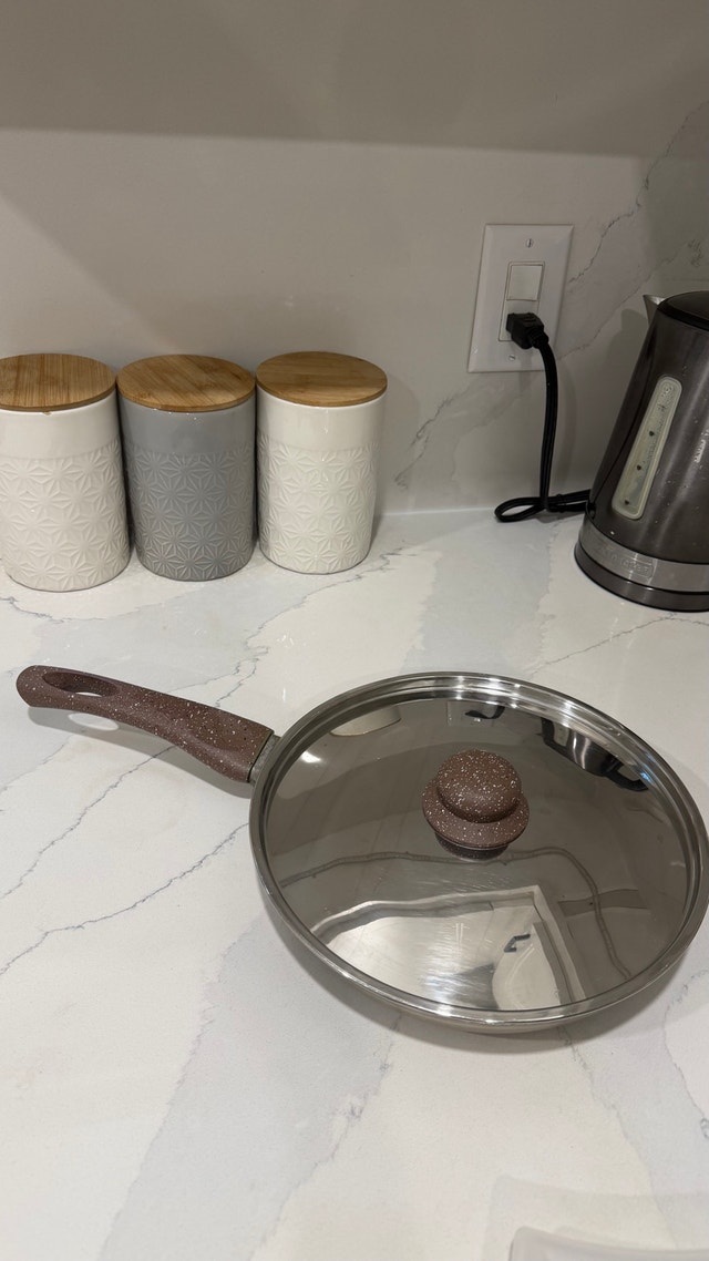Granite Frying Pan with Lid