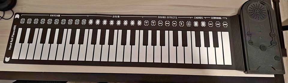 Super sale Roll-up piano!