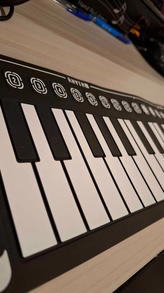 Super sale Roll-up piano! - photo 2