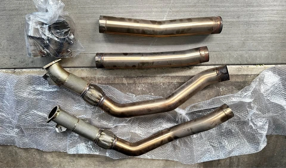 CTS Turbo C8 Audi RS6/RS7 4.0T Mid Pipes/Resonator Delete
