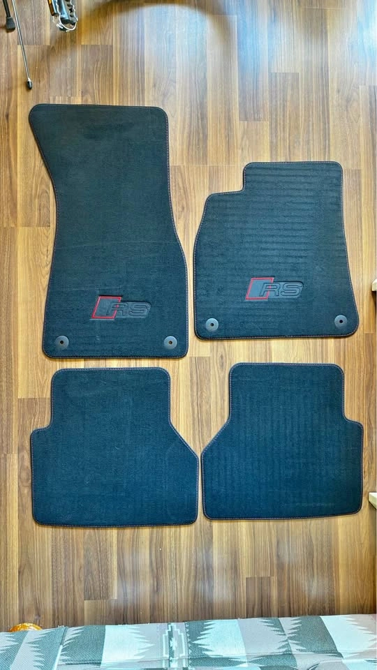 GENUINE RS DESIGN PACKAGE FLOOR MAT SET | RS6 AVANT, RS7 SPORTBA