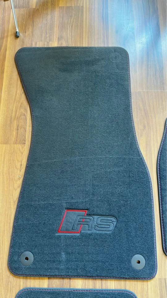 GENUINE RS DESIGN PACKAGE FLOOR MAT SET | RS6 AVANT, RS7 SPORTBA - photo 2
