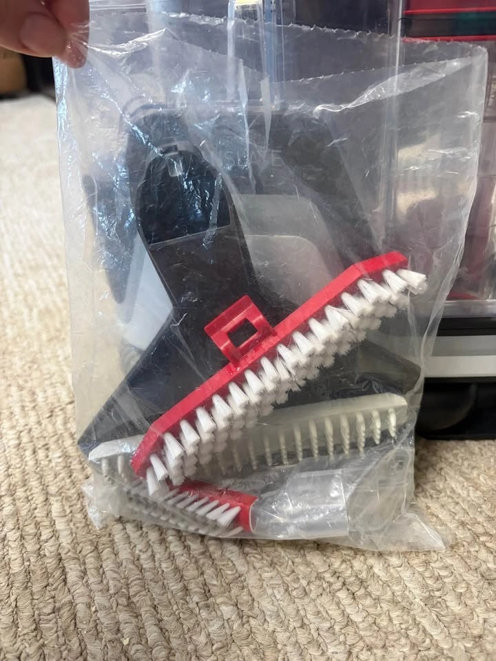 Hoover carpet cleaner - photo 4