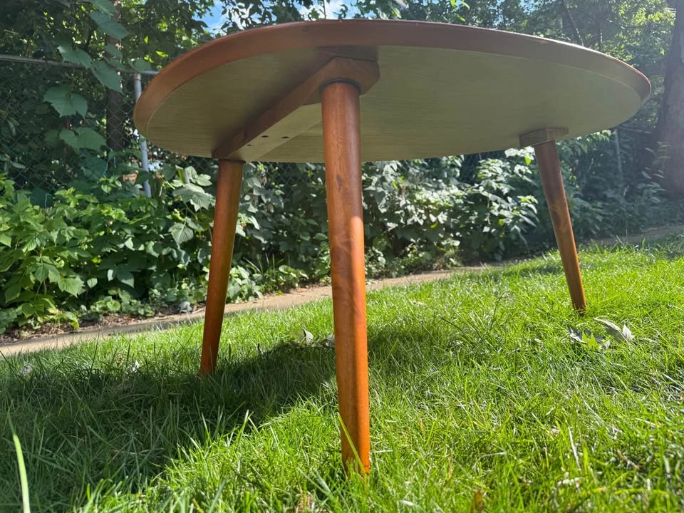 Modern MCM-Style Guitar Pick / Teardrop Oval Coffee Table - photo 4