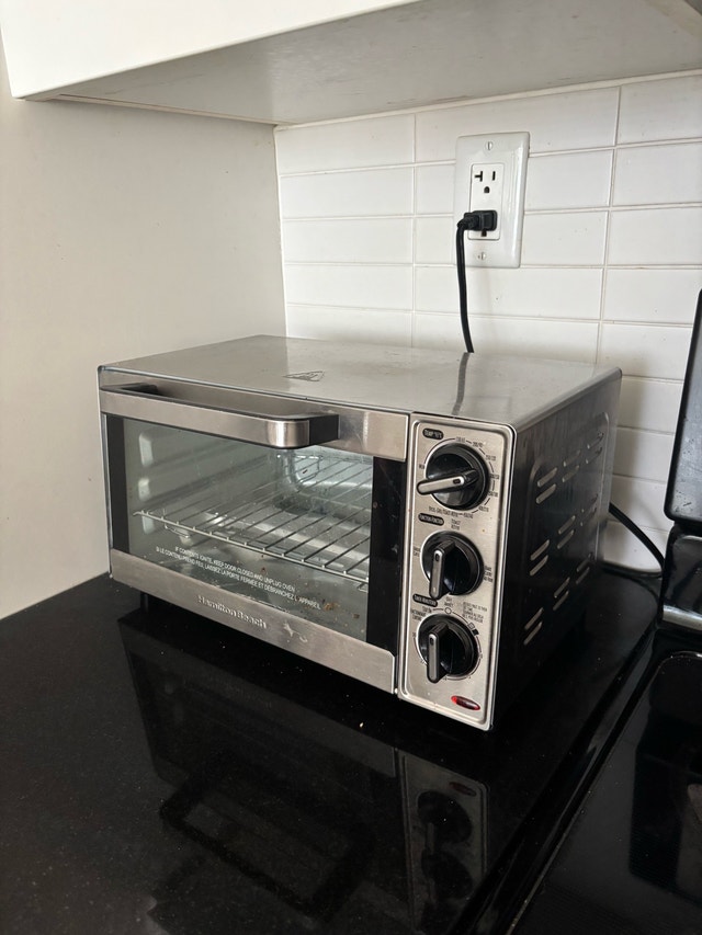 Hamilton Beach toaster oven - photo 2
