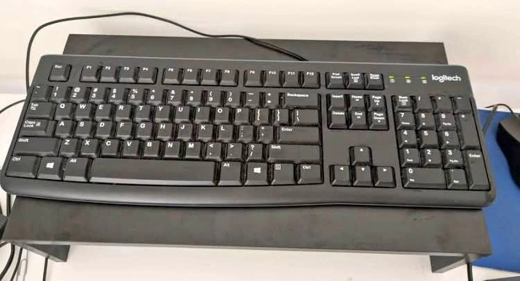 Logitech Keyboard (USB)