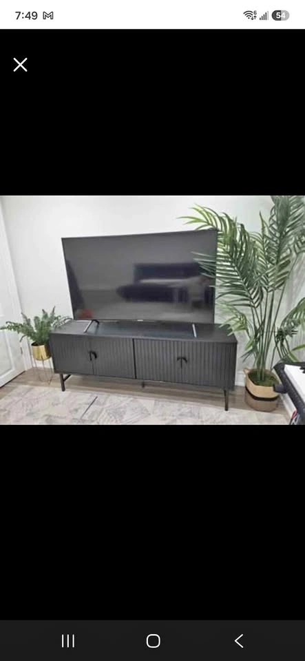Samsung 55" LED Smart TV – Excellent Condition
