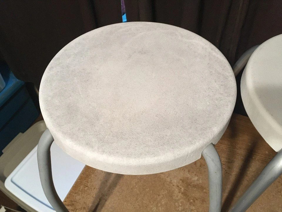 LOT OF 2 VINTAGE IKEA 18557 RETRO WHITE PLASTIC STOOL METAL LEGS - photo 3