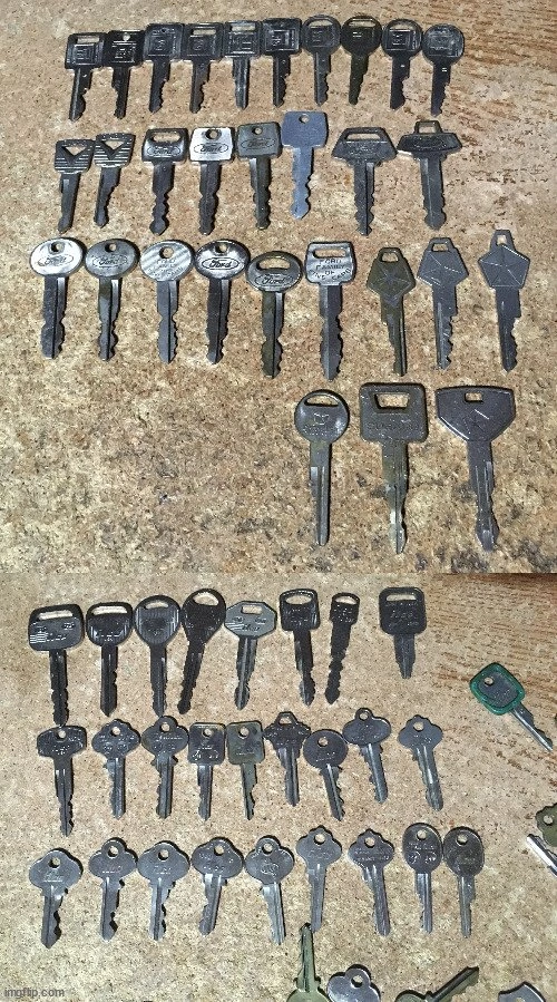HUGE LOT OF 422 VINTAGE KEYS SKELETON KEYS MINI KEYS - photo 4