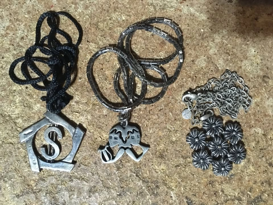 LOT OF 14 NECKLACES & BRACELETS AVON VICTORIAN FLOWERS PEACOCK - photo 3