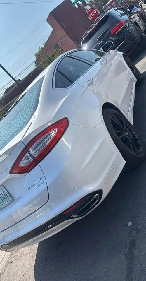 2015 Ford Fusion Platinum Sedan 4D - photo 3