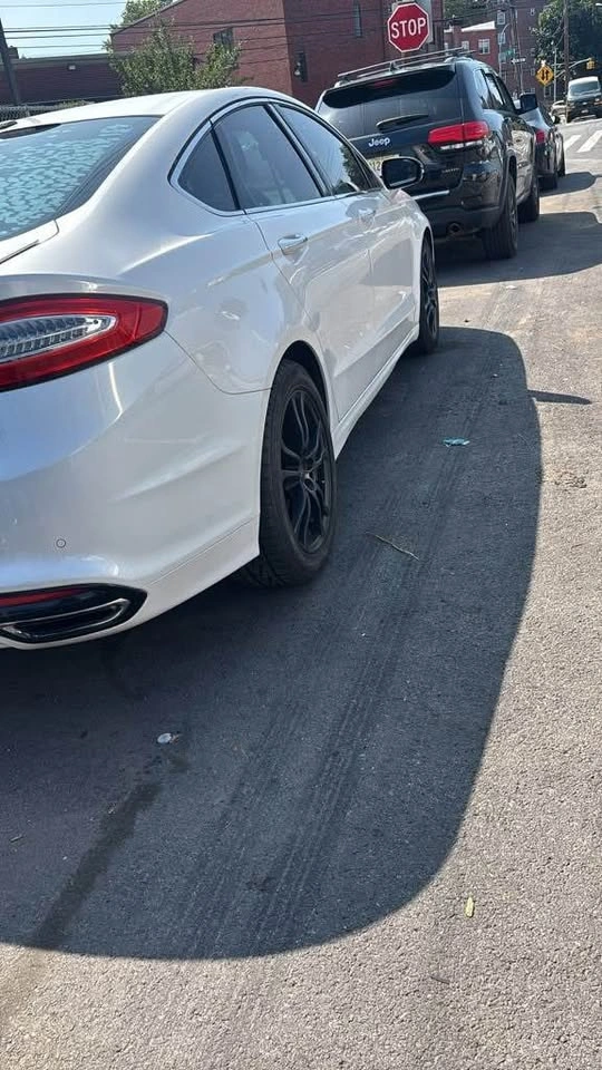 2015 Ford Fusion Platinum Sedan 4D - photo 5
