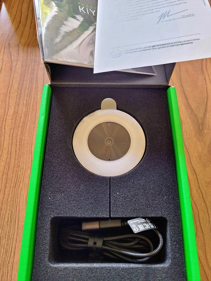 Razer Kiyo Streaming Webcam - New in Open Box