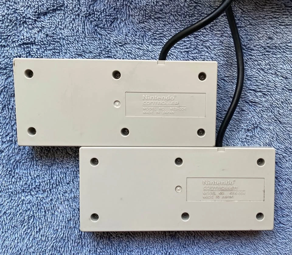 Nintendo NES Controllers (Model 004) - photo 2