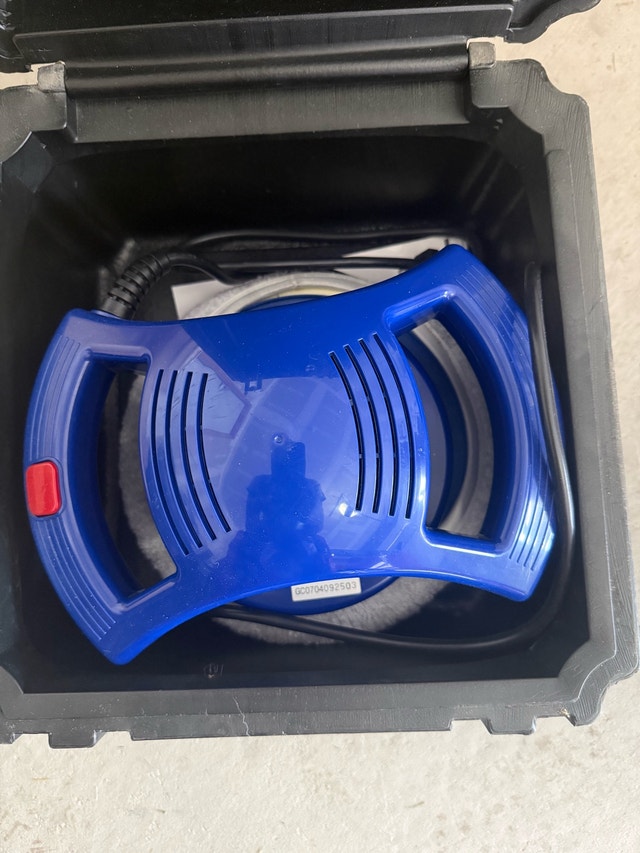 Simoniz 10" Random Orbital Car Polisher / Waxer Buffer with Case