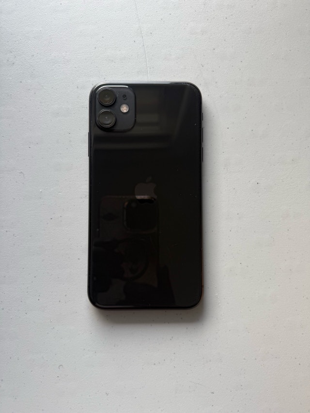 Apple iPhone 11 64GB - photo 3