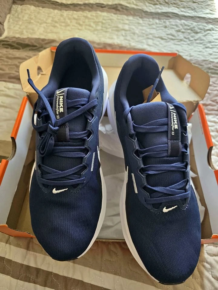 Nike tall 11
