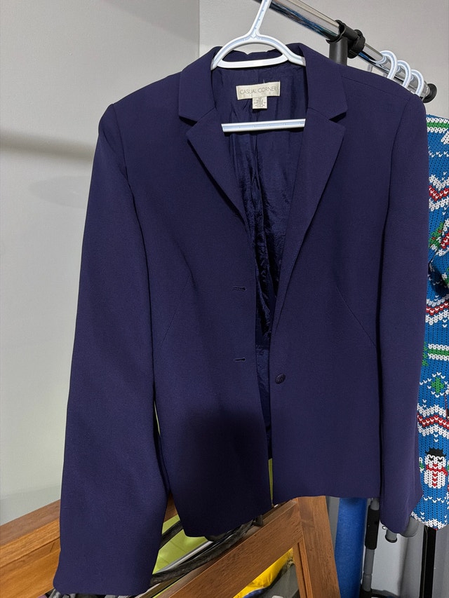 Casual Corner Navy Blazer