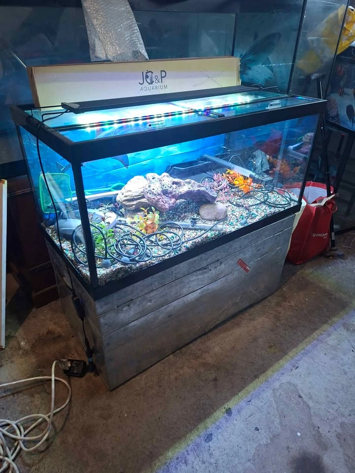 50 Gallon Aquarium Complete with Accessories - photo 3