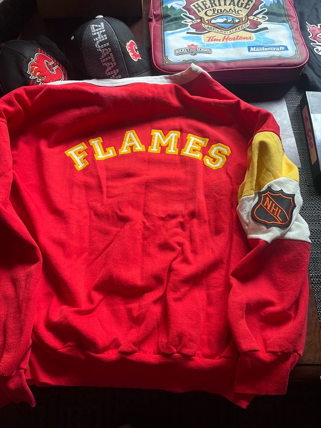 Calgary Flames and NHL Collectibles - photo 3